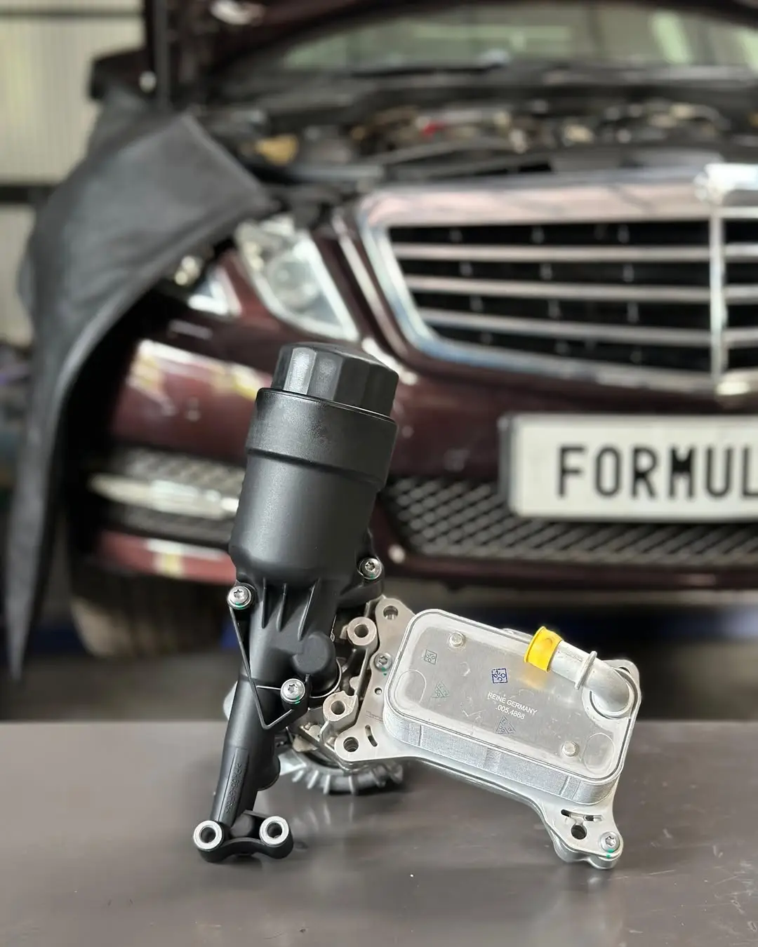 Mercedes Benz E220 in with multiple oil leaks and excessive cabin vibration, Also performing its